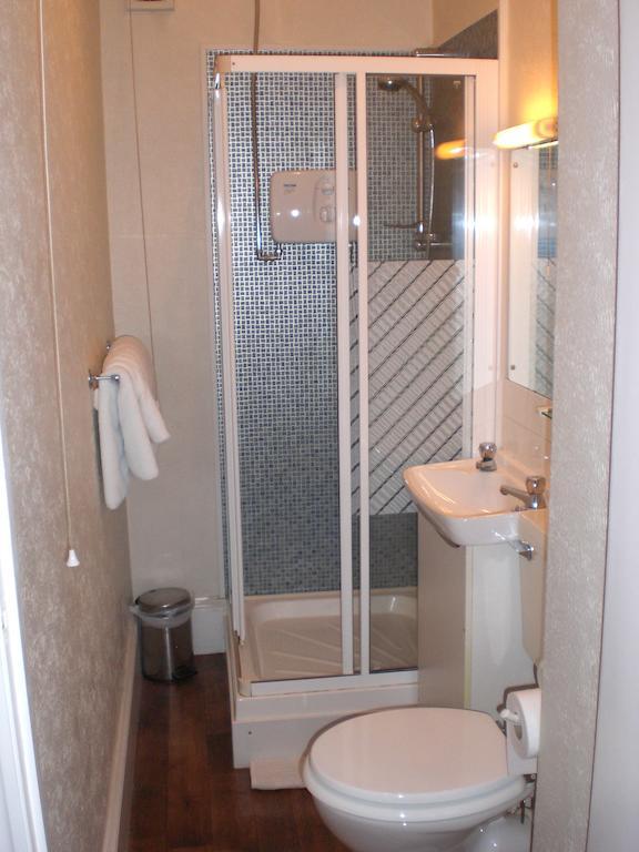 Melville Lodge Gatwick Horley Szoba fotó